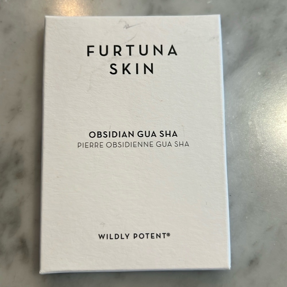 Furtuna Skin
Furtuna Skin Energia Luminoso Obsidian Gua Sha